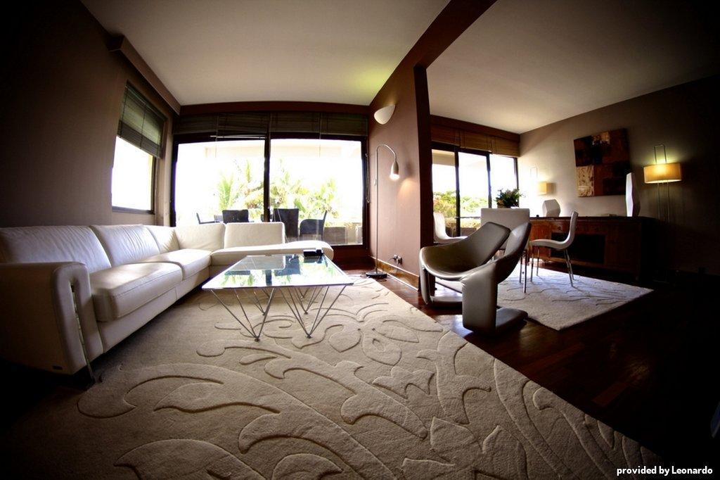 Hotel Le Saint Denis Saint-Denis Quarto foto