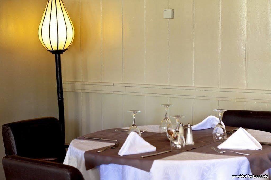Hotel Le Saint Denis Saint-Denis Restaurante foto